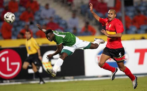 马切吉亚尼：奥古斯托客串不了右路；索默的扑救有问题