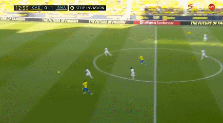 凯恩：这是英格兰史上最强阵，我们将是明年世界杯的夺冠热门（凯恩称英格兰阵容空前强大：明年世界杯我们是头号热门）