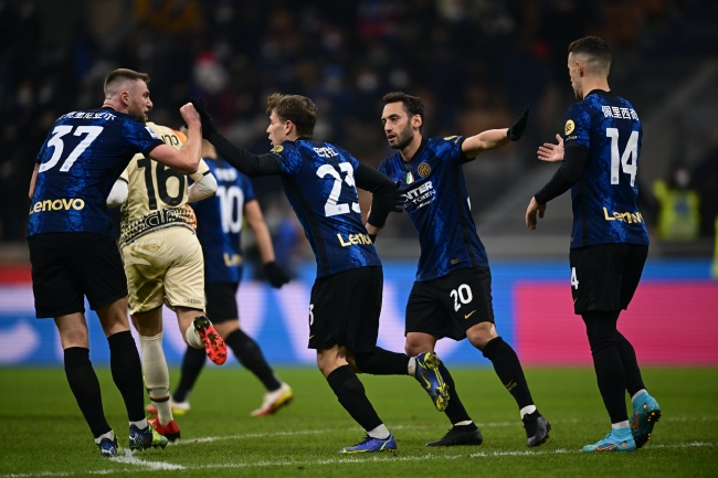 吉格斯阿姆德·迪亚洛已成曼联不可或缺的关键球员（阿姆德·迪亚洛已成曼联阵中不可或缺的关键一环）