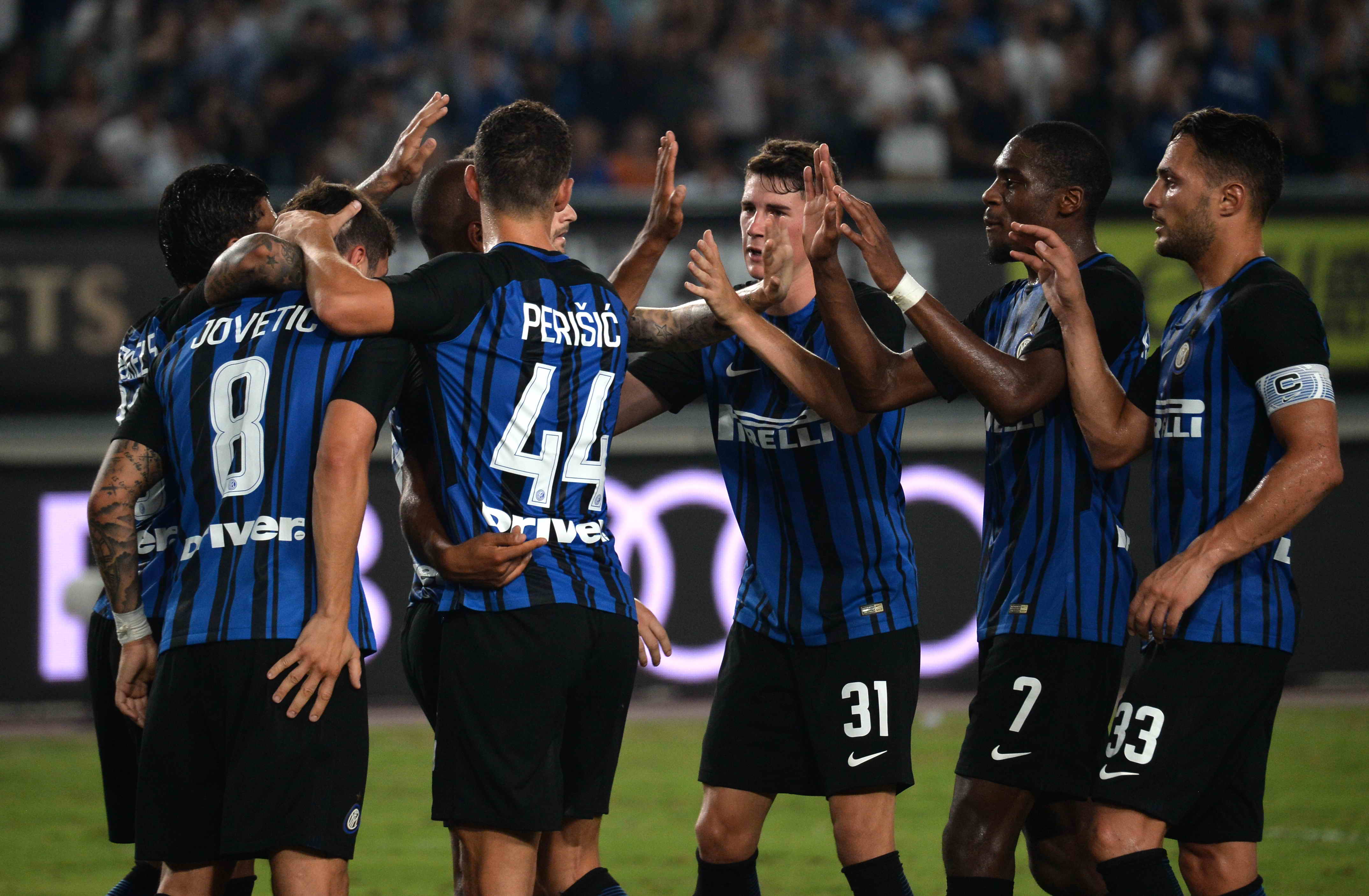 第21圈，诺里斯连过安东内利、塞恩斯、斯特罗尔、劳森，直接上到第4。