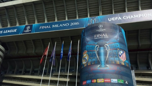 拉什福德：莱万告诉我要多传中，为孔德梅开二度感到高兴