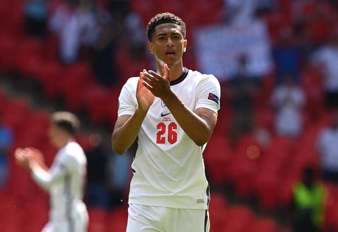 大巴黎在劳资仲裁阶段反诉姆巴佩：索赔金高达4.4亿欧元（巴黎圣日耳曼在劳动仲裁中反诉姆巴佩，索赔达4.4亿欧元）