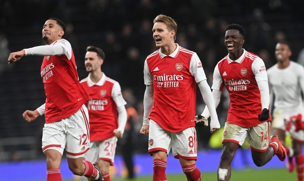 快船队暂不交易哈登伦纳德，坚持现有阵容