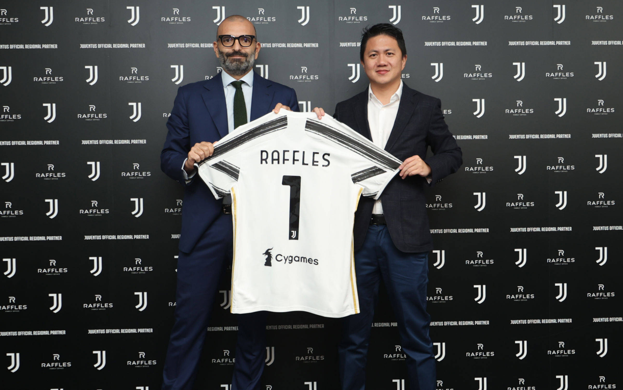 董路：中国人是世界上最不热爱足球的人！球员不爱足球，就是干活挣钱（董路：国人对足球热情全球垫底！球员不爱足球，只当谋生手段）