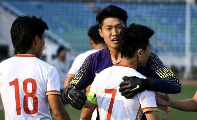 铜梁龙致谢蓉城：期待成渝两地共同推动西部足球事业蓬勃发展（铜梁龙感谢蓉城，盼成渝携手助推西部足球腾飞）