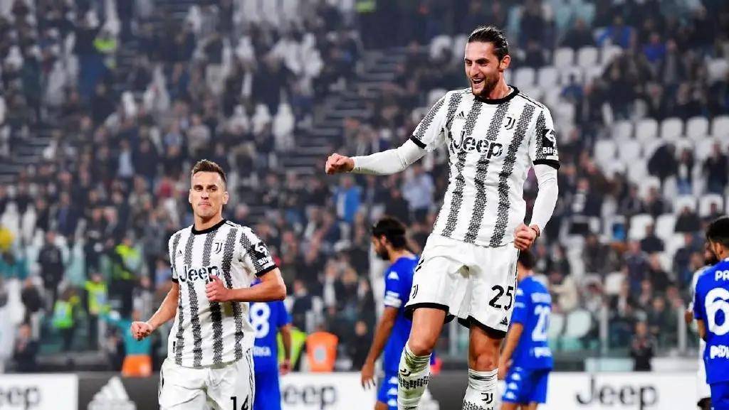 亨克主帅芬克正式下课，本季比甲十八队无任何教练执教超过一年（亨克主帅芬克官宣下课：本季比甲18队主帅无一人执教超过一年）