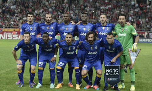 球星关键球命中后转身太霸气