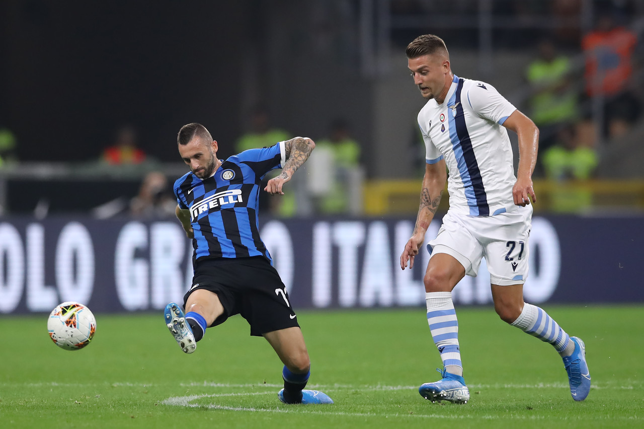 足球欧冠16强对阵出炉，多场焦点战提前上演