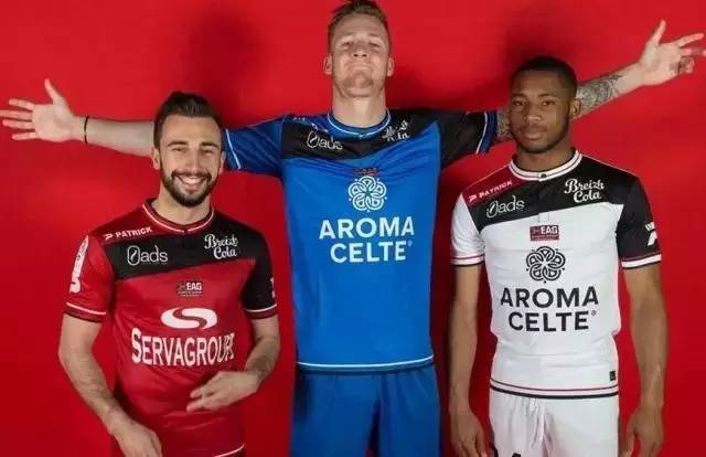 斯基拉：热那亚已和佩林谈妥3年合同，但尤文不愿意免费放人（斯基拉：热那亚已与佩林达成3年协议，但尤文不愿免费放行）