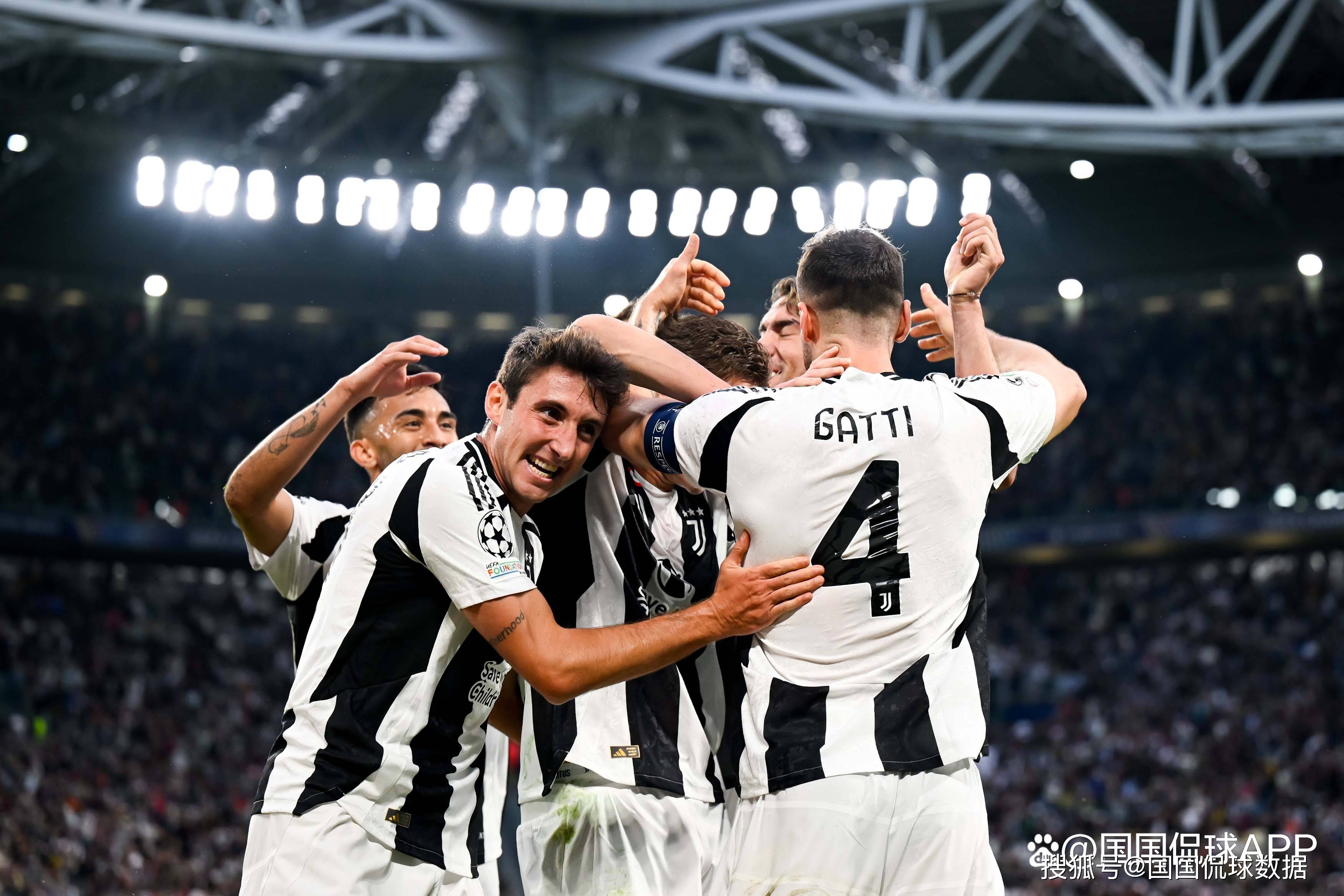 官方：捷克主力中后卫维蒂克因伤退出国家队（官方通报：捷克主力中卫维蒂克伤退国家队）