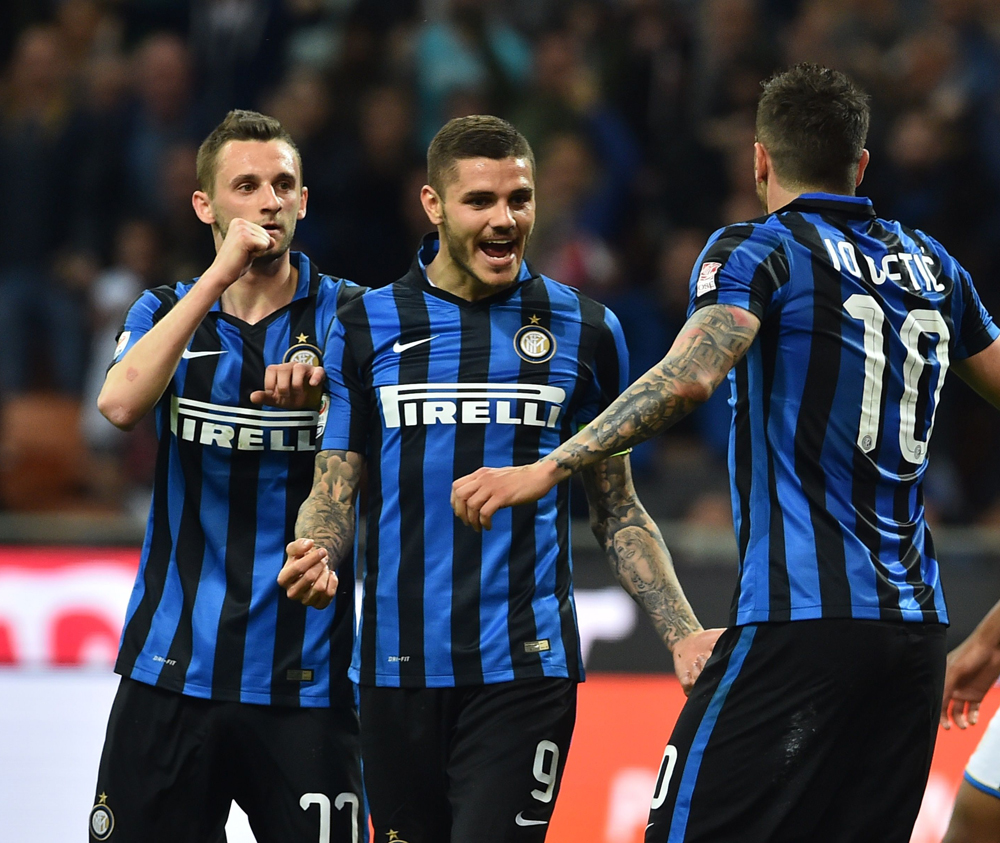 得分机器！里夫斯狂砍44+11大号两双，湖人力克猛龙