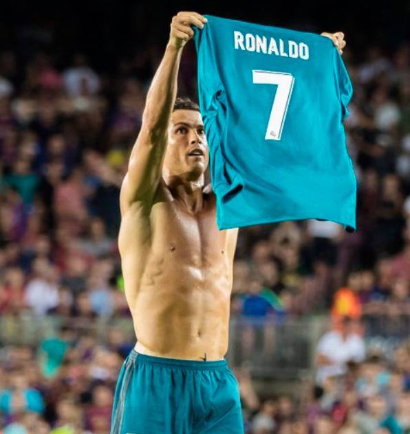 官方：德甲、德乙球场内的记分牌和屏幕将显示实际补时时间（官方确认：德甲、德乙球场记分牌与大屏将同步显示实际补时时间）