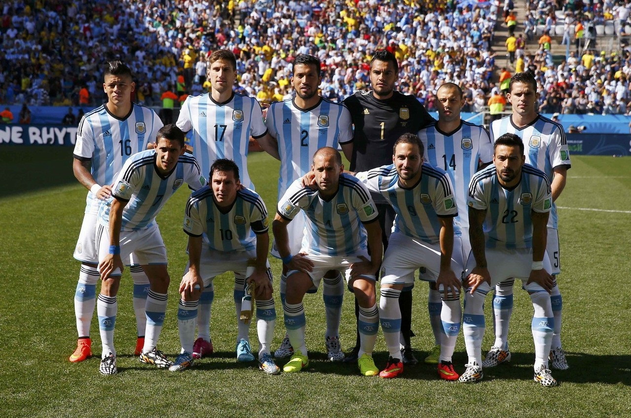 浙江vs海牛首发：4外援PK4外援，王钰栋、李提香出战（浙江战海牛首发公布：四外援对决四外援，王钰栋与李提香先发）