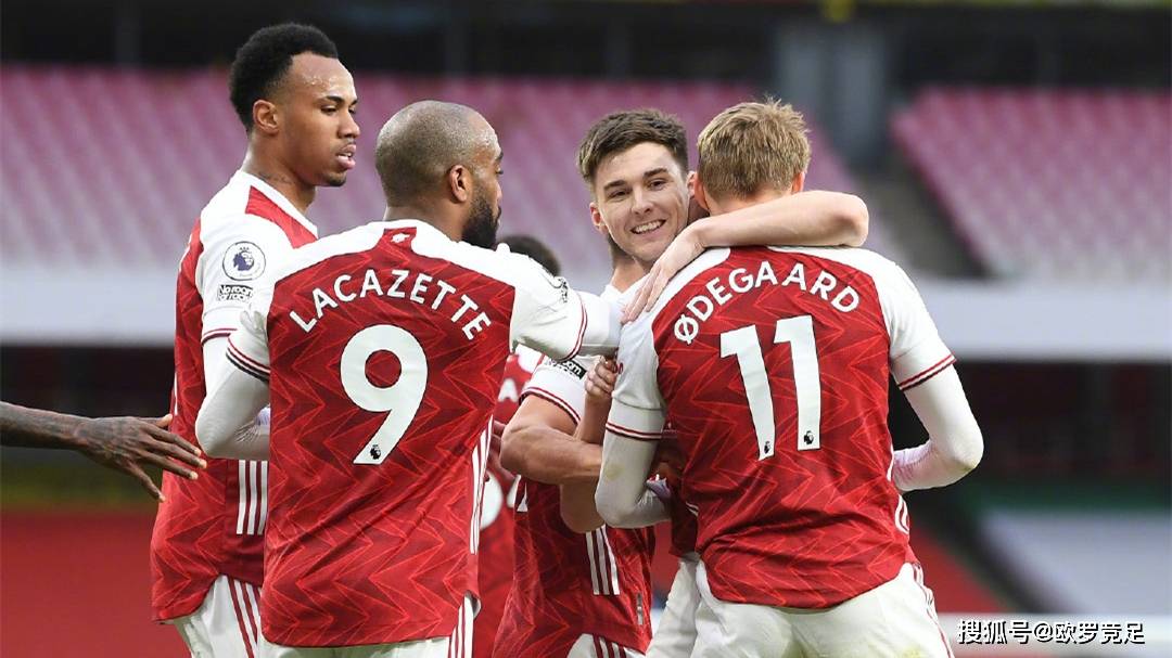 足球巴萨高层称将坚定走年轻化路线（巴萨管理层称将坚定推进年轻化战略）