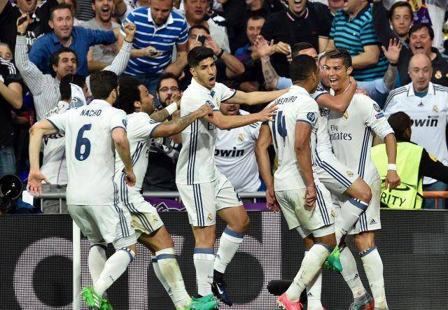 中后卫极限拦截救球队一命